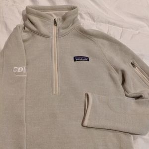 Woman's size small Patagonia pullover